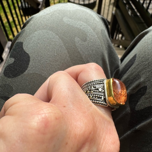 18kGold and Sterling Silver Ring with Incredible Royal Topaz Stone - Picture 10 of 11